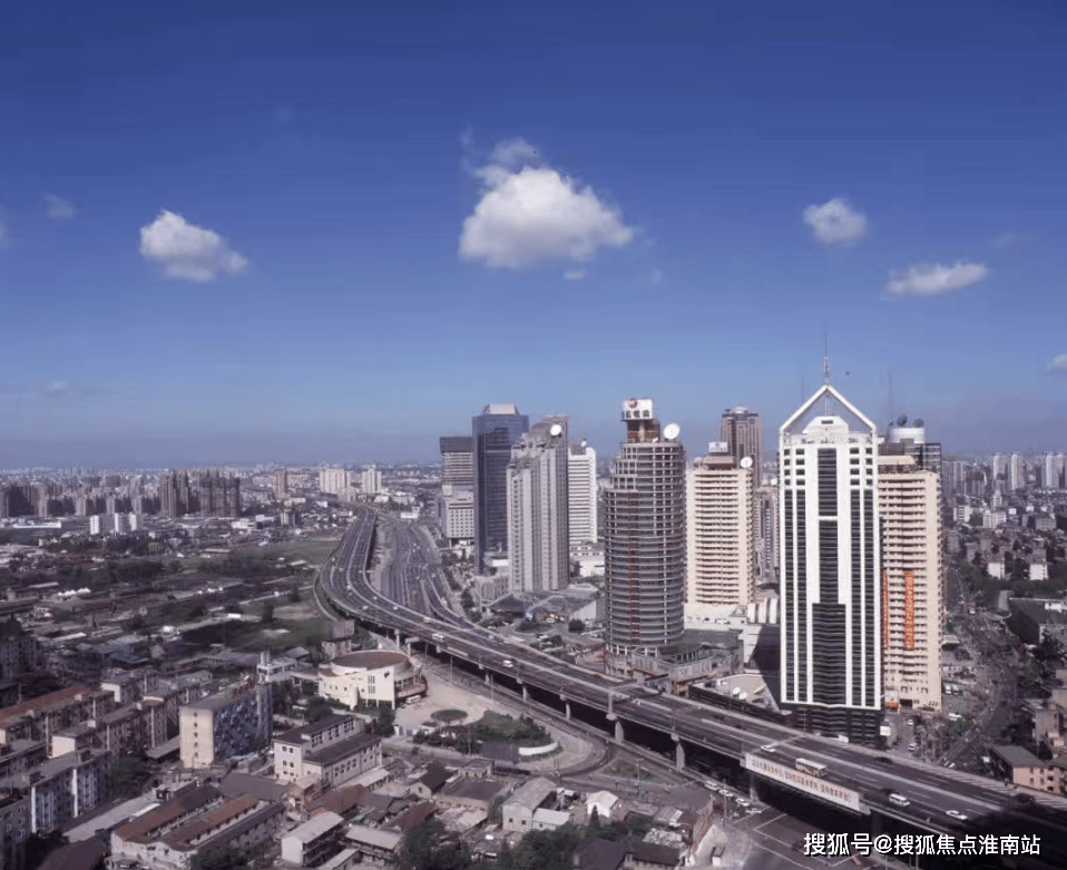 楼盘欢迎您-小区环境-户型-价格-地址-楼盘详情售楼处电话交房时间AG真人娱乐和樾长宁(售楼处)-上海和樾长宁销售中心(营销中心)-(图9)