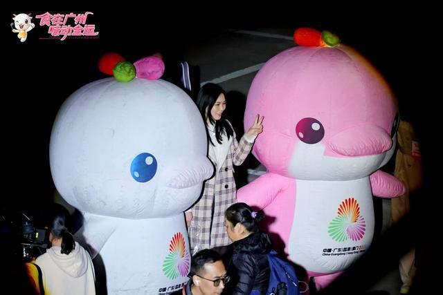 会使者都来了！2025年广州国际美食节启幕AG真人试玩平台沙涌鳌鱼、智能机器人、全运(图2)